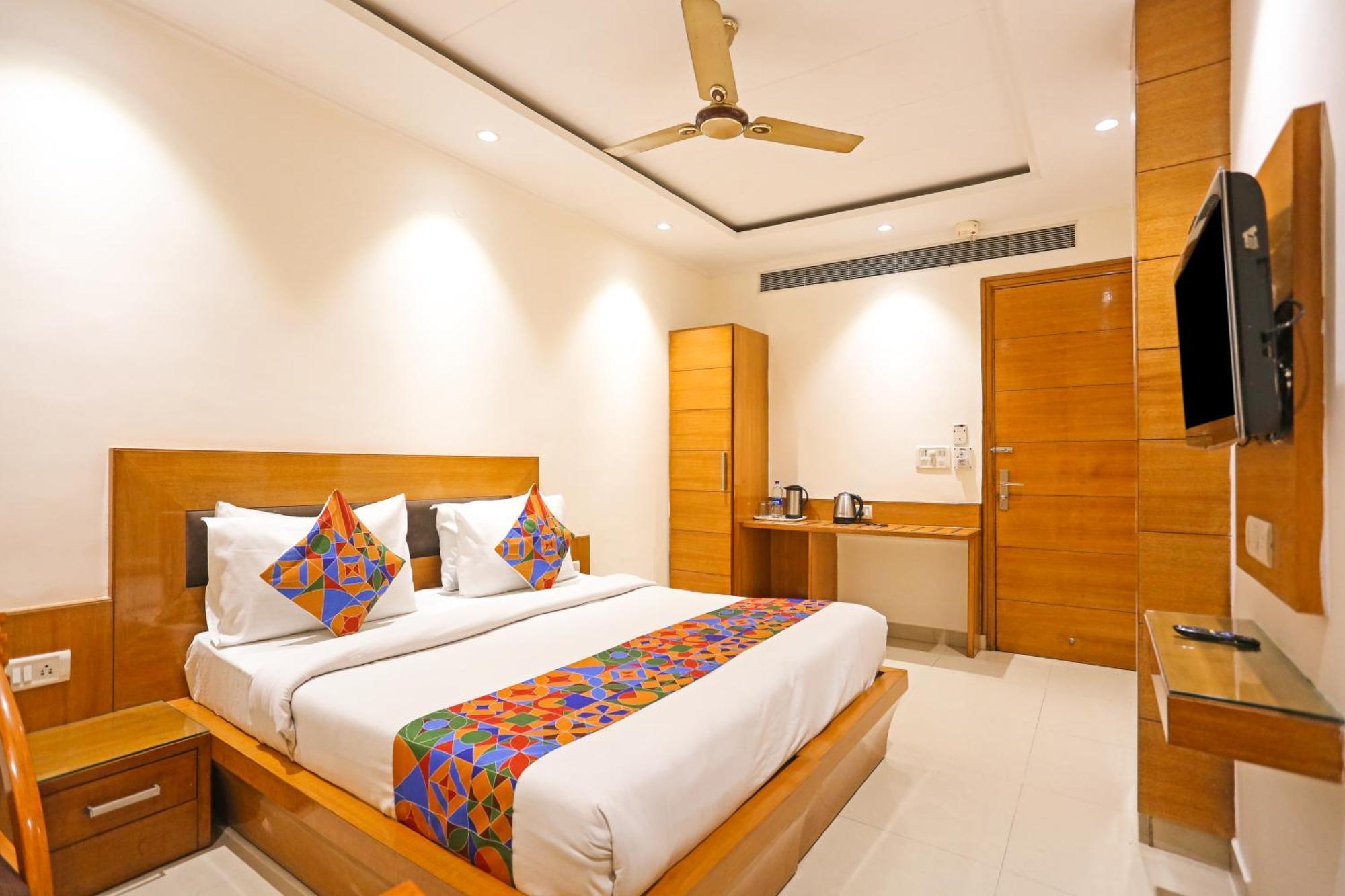 Hotel Fortuner, Karol Bagh, New Delhi Exterior photo