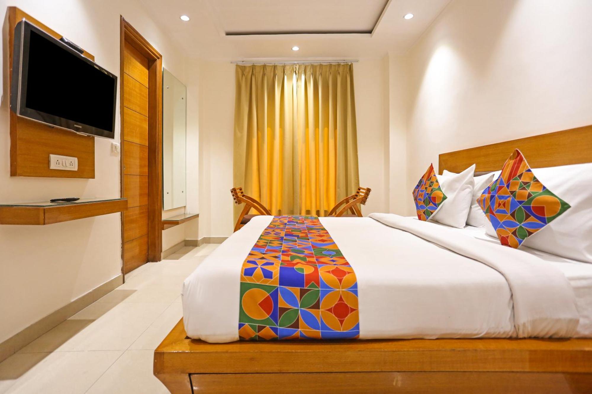 Hotel Fortuner, Karol Bagh, New Delhi Exterior photo