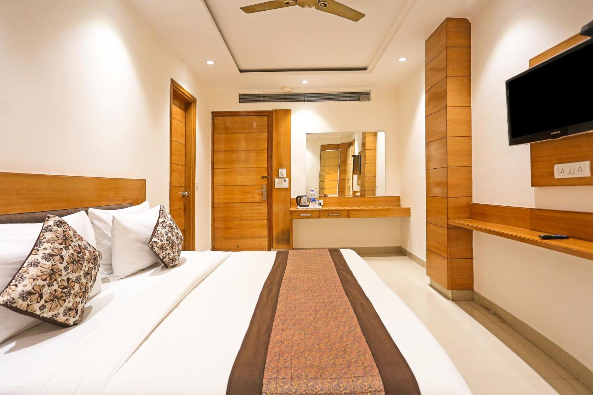 Hotel Fortuner, Karol Bagh, New Delhi Exterior photo